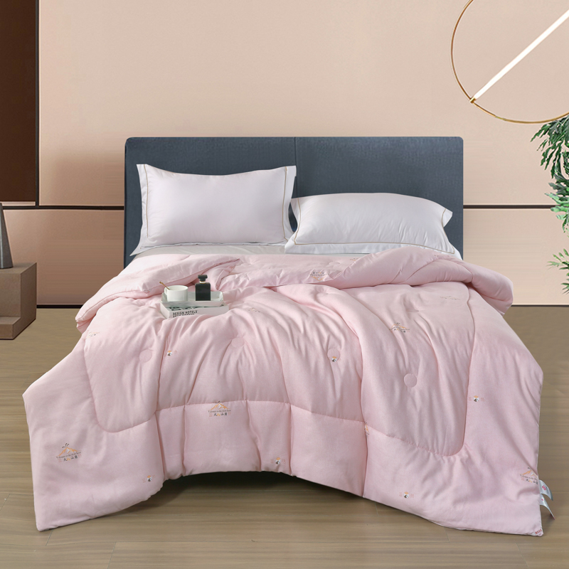 洁丽雅蓄热锁温被200*230CM     单位：（床） 茱萸粉